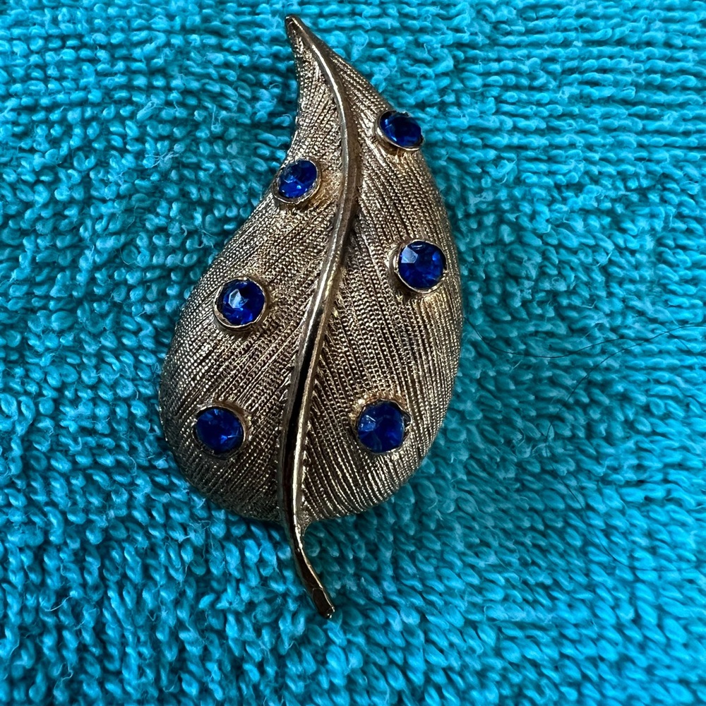 Nature-Inspired Goldtone Blue Leaf Brooch